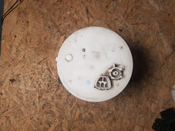 TOYOTA SIENNA ČERPADLO PALIVA PUMPIČKA NÁDRŽ