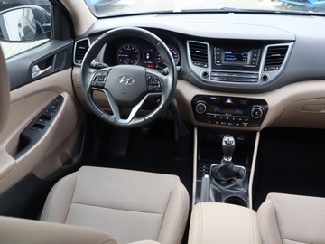 Hyundai Tucson III SUV 1.6 GDI 132KM 2016 Hyundai Tucson 1.6 GDI, Salon Polska, Serwis ASO, zdjęcie 6