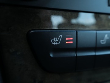 Mercedes Klasa E W211 Sedan W211 1.8 (200 Kompressor) 184KM 2007 Mercedes E E 200 Kompressor, GAZ, Automat, Skóra, zdjęcie 17