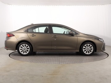 Toyota Corolla XII Sedan 1.5 VVT-i 125KM 2022 Toyota Corolla 1.5 VVT-i, Salon Polska, zdjęcie 5