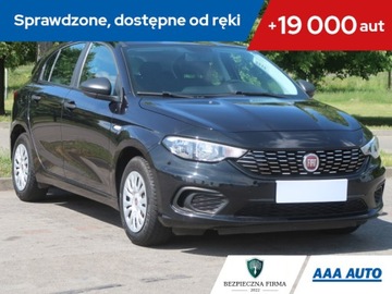 Fiat Tipo II Hatchback 1.4 95KM 2017 Fiat Tipo 1.4 16V, Salon Polska, Serwis ASO