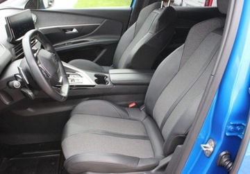 Peugeot 3008 II Crossover Facelifting  1.2 PureTech 130KM 2022 Peugeot 3008 Allure Pack EAT8 z Gwarancja Od RiA 1.2 Benzyna 130KM, zdjęcie 7