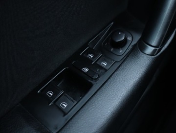 Volkswagen Passat B7 Variant 2.0 TDI CR DPF BlueMotion 140KM 2013 VW Passat 2.0 TDI, DSG, Navi, Xenon, Bi-Xenon, zdjęcie 17