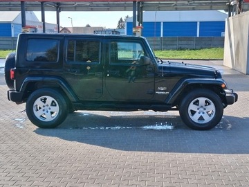 Jeep Wrangler III Terenowy 3.8 i V6 12V 200KM 2008 Jeep Wrangler Unlimited Hard-Top Sahara 3.8 200KM 4x4 Automat Klima, zdjęcie 3