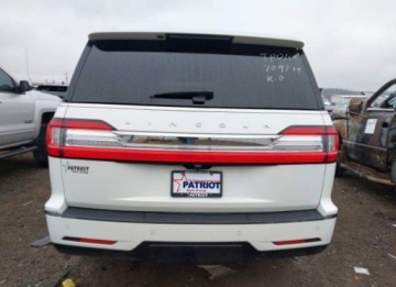 Lincoln Navigator III 2021 Lincoln Navigator 2021, 3.5L, 4x4, RESERVE, od ubezpieczalni 3.5 Benzyna, zdjęcie 6