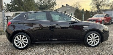 Alfa Romeo Giulietta Nuova II Hatchback 5d 1.4 TB 16v 120KM 2011 Alfa Romeo Giulietta Navi PDC Climatronic, zdjęcie 4