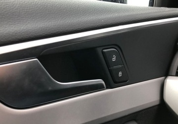 Audi A4 B9 Limousine Facelifting 2.0 35 TFSI 150KM 2023 Audi A4 Limousine A4 35 TFSI mHEV Automat Vat Marza Salon PL Apple Ca, zdjęcie 30