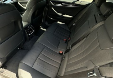 BMW Seria 5 G30-G31 Touring Facelifting 2.0 520d 190KM 2021 BMW Seria 5 Skora Automat Navi Kamera Led Ambiente Hak FV, zdjęcie 15
