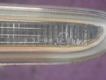 SEAT CORDOBA II 6L SEDAN 99-03 SVĚTLO STOP TŘETÍ 2 PIN 6L5945097