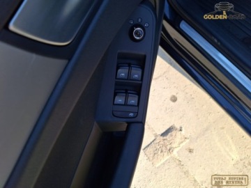 Audi A4 B8 Avant 2.0 TDI 120KM 2011 Audi A4 Avant 2,0 TDI klima elektryka alu wspomaganie panorama 2.0 Diesel, zdjęcie 14