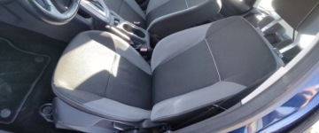 Ford Focus III Hatchback 5d 1.6 Duratec 125KM 2012 Ford Focus 1.6 benz mpi ,automat, bezwypadek,nowy olej w skrzyni 1.6 125KM, zdjęcie 20