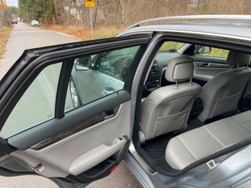 Mercedes Klasa C W204 2008 Mercedes-Benz Klasa C Mercedes-Benz C220 Automat Jeden Wlasciciel Niski Pr, zdjęcie 28