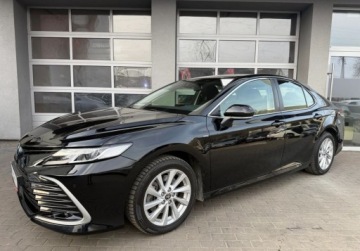 Toyota Camry IX Sedan 2.5 Hybrid Dynamic Force 218KM 2021 Toyota Camry salon Polska, FV-VAT 23, Gwarancja, 1 rej. 2022r. 2.5 Hybryda, zdjęcie 26