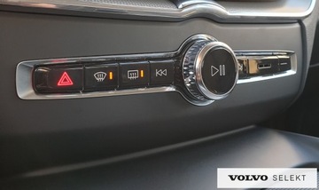 Volvo XC60 II 2023 Volvo XC 60 B4 Diesel | Plus Dark | aut | Salon Po, zdjęcie 19