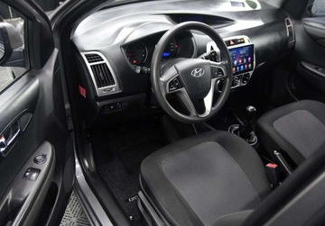 Hyundai i20 I Hatchback 5d Facelifting 1.2 DOHC 85KM 2012 Hyundai i20 Nawigacja_Klimatyzacja_5drzwi_ 1.2 Benzyna 85KM, zdjęcie 14