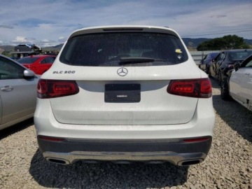 Mercedes GLC C254/X254 2022 Mercedes-Benz GLC 300 2022 2.0 Benzyna 255KM, zdjęcie 2
