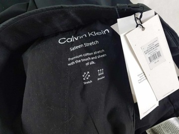 Męskie spodnie Calvin Klein -K10K109914- Sateen Chino oddychające - W40/L32