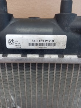 AUDI OE 8K0121212D CHLADIČ VODY