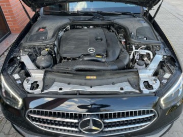 Mercedes Klasa E W213 Limuzyna Facelifting 2.0 E200 197KM 2020 Mercedes-Benz Klasa E 2.0 benzyna 197 KM automat zarej w PL zadbany z, zdjęcie 28