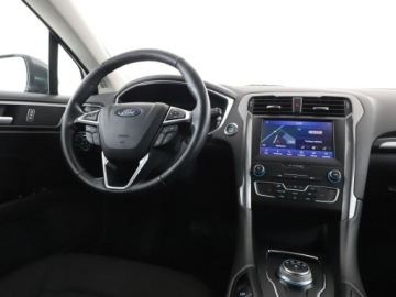 Ford Mondeo V Kombi Facelifting 2.0 EcoBlue 150KM 2020 Ford Mondeo automat navi klima auto grzane fotele, zdjęcie 15