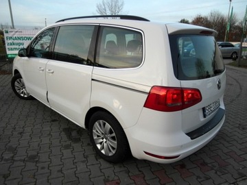 Volkswagen Sharan II Van 2.0 TDI-CR BMT 140KM 2012 Volkswagen Sharan Xenon Led Szklany Dach Klimatronik 2.0 Diesel 140KM, zdjęcie 2