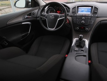 Opel Insignia I Sports Tourer 2.0 CDTI ECOTEC 160KM 2013 Opel Insignia 2.0 CDTI, Navi, Xenon, Klima, zdjęcie 6