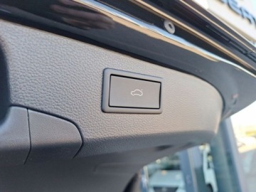 Skoda Superb III Kombi Facelifting 2.0 TDI SCR 150KM 2024 Skoda Superb LaurinKlement Matrix Panorama Navi Head-up Canton Hak FV, zdjęcie 31