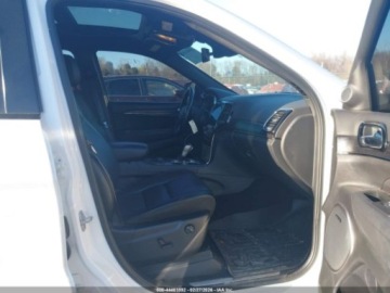 Jeep Grand Cherokee IV 2020 Jeep Grand Cherokee High Altitude 2020 5.7 Benzyna 360KM, zdjęcie 9