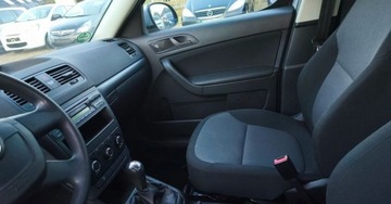 Skoda Yeti Minivan 1.2 TSI 105KM 2010 Skoda Yeti Skoda Yeti 1.2 Benzyna 105KM, zdjęcie 16