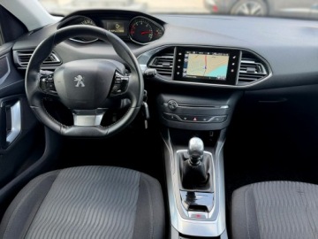Peugeot 308 II SW 2.0 BlueHDi 150KM 2015 Peugeot 308 SW ALLURE nawi ALUSY panorama hak, zdjęcie 20