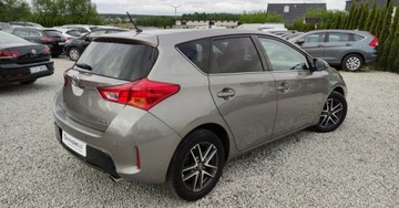 Toyota Auris II Hatchback 5d D-4D 125 124KM 2015 Toyota Auris 2.0D 124KM klima kamera grzanewentylowane fotele czujniki gwa, zdjęcie 3