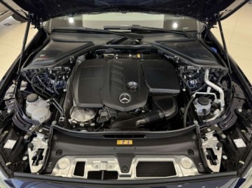 Mercedes Klasa E W214 Sedan 2.0 220d 197KM 2025 Mercedes-Benz Klasa E AMG Line 4 Matic Pakiet Night Pakiet oswietlenia, zdjęcie 17