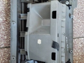 ПЕРЧАТКА ПАССАЖИРСКАЯ 1c1880300 VOLKSWAGEN NEW BEETLE
