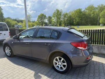 Chevrolet Cruze Hatchback 5d 2.0 VCDI 16V DOHC 163KM 2013 Chevrolet Cruze 1,6 benzyna 126 ps 93 tyś km, zdjęcie 4