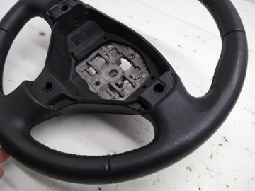 руль пежо 308.