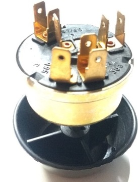 ВЫКЛЮЧАТЕЛЬ СВЕТА И СИГНАЛА MF URSUS 3029666M91