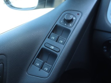 Volkswagen Tiguan I SUV Facelifting 2.0 TDI CR DPF BlueMotion 140KM 2013 VW Tiguan 2.0 TDI, 4X4, DSG, Navi, Klima, zdjęcie 16
