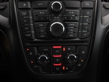 Opel Astra J Sedan 1.6 Twinport ECOTEC 115KM 2015 Opel Astra 1.6 16V, Salon Polska, GAZ, Klima, zdjęcie 11