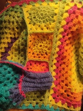 Kolorowy sweter na szydełku handmade boho rękodzieło