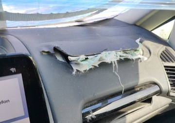 Ford Ecosport II 2022 Ford EcoSport 2022r, 1.0 Benzyna. Uszkodzony lewy przod. Poobijany. Jezdzi., zdjęcie 14