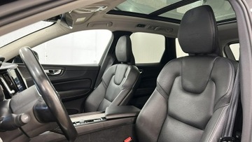 Volvo XC60 II 2019 Volvo XC 60 T8 AWD Plug In Hybrid Inscription, zdjęcie 15