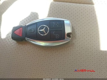 Mercedes GLC C253 2017 Mercedes-Benz GLC 2017 r., 2,0L 300 4 MATIC 2.0 Benzyna 241KM, zdjęcie 12
