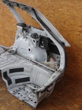 AUDI A4 B8 8K KOMBI 08-15 ČTVRTKA BLATNÍK PRAVÝ PRAVÁ ZADNÍ LS9R