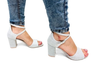 СЕРЕБРЯНЫЕ САНДАЛИИ С БЛЕСКАМИ НА ВЫСОКОМ КАБЛУКЕ 37