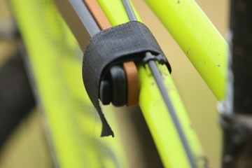 Антенна на оголовье для велосипеда с возможностью собачьего байкджоринга