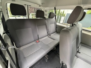 Volkswagen Caravelle T5 Caravelle Facelifting długi rozstaw osi 2.0 TDI 84KM 2014 Volkswagen Transporter 2.0 TDI 9-Osobowy, zdjęcie 17