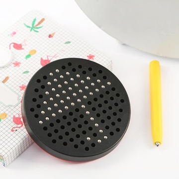 Удобная круглая магнитная доска с шариками Рис.