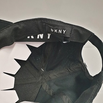 Czapka z daszkiem bejsbolówka DKNY