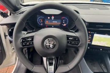 Alfa Romeo Junior SUV 1.2 Hybrid 145KM 2025 Alfa Romeo Junior Ibrida 1.2 145 KM (107 kW) eDCT6 MHEV Od reki Polski Sa, zdjęcie 16