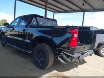 Chevrolet Silverado II 2025 Chevrolet Silverado 2025r., 4x4, 2.7L 2.7 Benzyna 310KM, zdjęcie 2